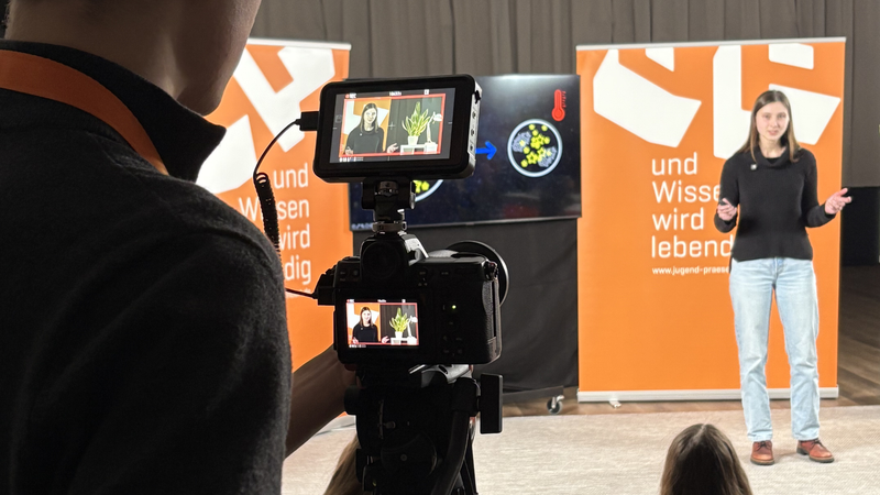 Ein Blick durch die Kamera beim Top-20-Videodreh 2026.